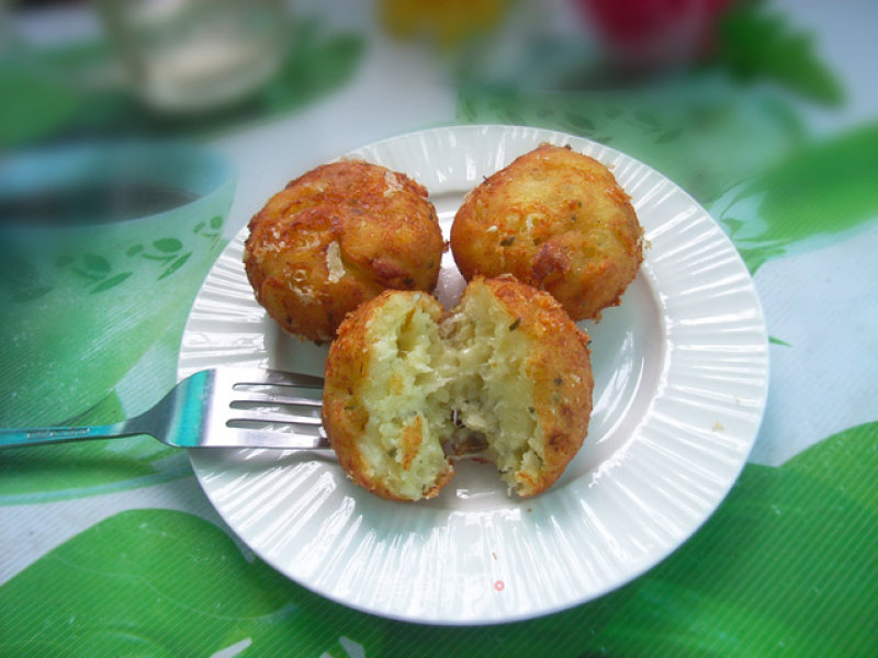 Italian Cheese Potato Balls recipe