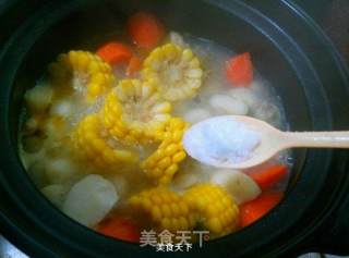 Seasonal Vegetable Chicken Bone Soup recipe