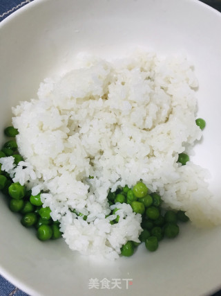 Seaweed Triangle Rice Ball recipe