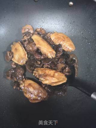 Braised Chicken Wings with Mushrooms recipe