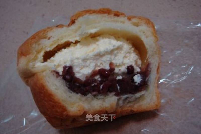 # Fourth Baking Contest and is Love to Eat Festival#red Bean Bread recipe