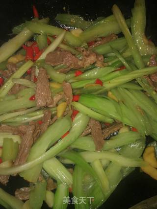 Beef Stir-fried Celery recipe