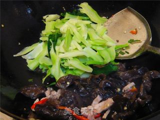 Broccoli Pedicel Black Fungus recipe