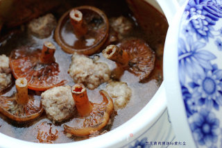 Purple Flower Mushroom Meatball Soup recipe