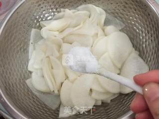 Pickled Radish Slices recipe