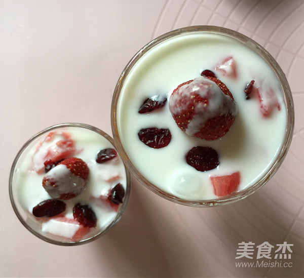 Yogurt Fruit Cup recipe