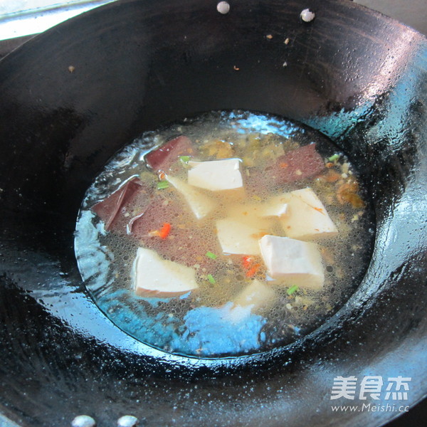 Pork Blood Tofu Soup recipe
