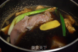 Spiced Braised Pork Tongue recipe