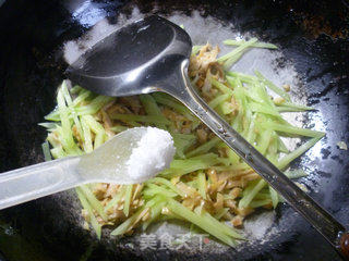 Lamb Tail Bamboo Shoots Fried Lettuce recipe