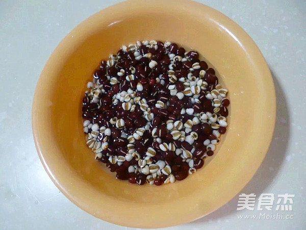 Red Bean and Barley Soup recipe