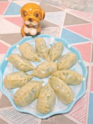 Steamed Dumplings with Seasonal Vegetables and Hot Noodles recipe