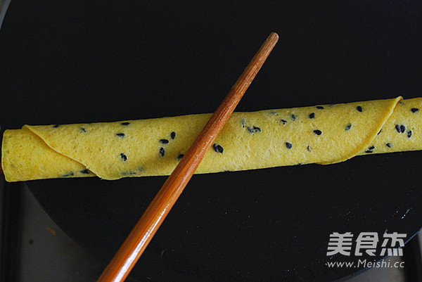 Crispy Sesame Omelet recipe