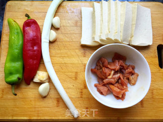 Homemade Small Stir-fry (fried Pork with Tofu) recipe
