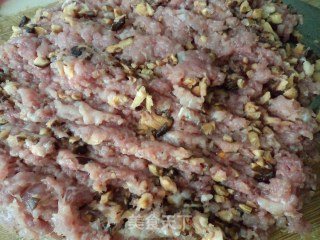 Handmade-mushroom Pork Balls recipe