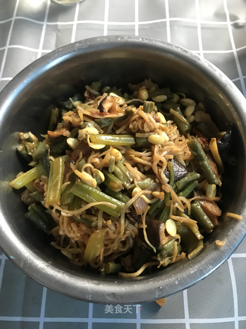 Steamed Noodles recipe