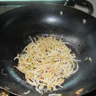 Jade Belt Noodles recipe