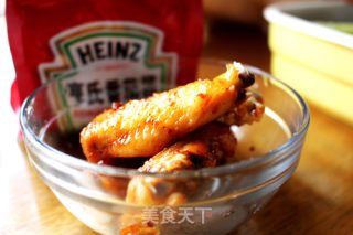 Sweet and Spicy Tomato Roasted Chicken Wings recipe