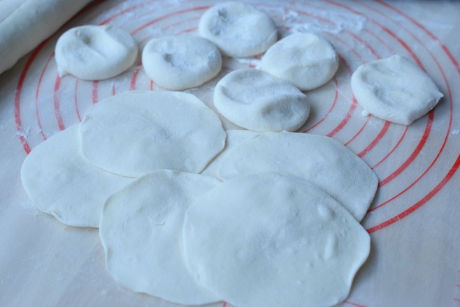 In The Spring, The Flu is High. Steam The Steamed Buns with this Dish, Which is White and Soft. recipe