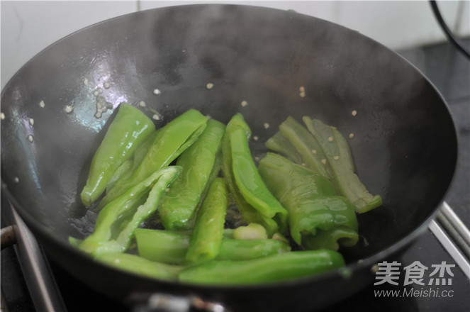 Stir-fried Dried Eggplant with Tiger Skin Pepper Sauce recipe