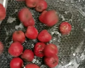 Snow Hawthorn Balls are Sweet and Sour, Appetizing and Delicious with Detailed Video Explanation recipe