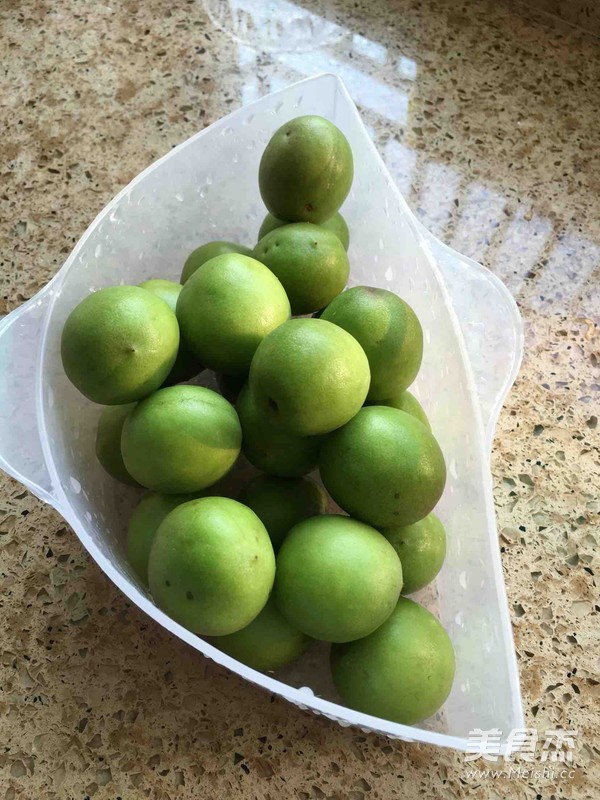 Homemade Green Plum Jam recipe