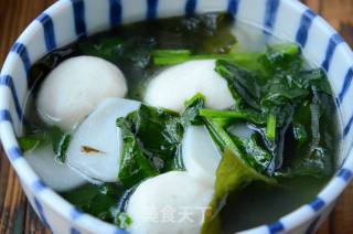 Rice Cake Fish Ball Spinach Soup recipe