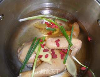 Shredded Chicken Cucumber Soup recipe