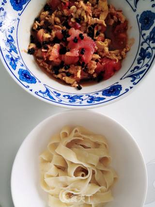 Tomato and Egg Noodles recipe