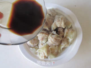 Wontons with Sesame Sauce recipe