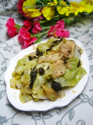 Stir-fried Shredded Cabbage with Olives and Vegetables