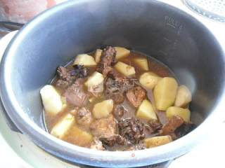 Chicken Stew with Potatoes recipe