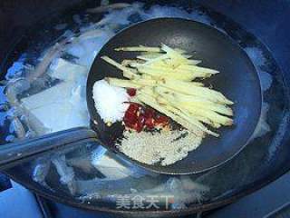 Loach Stewed Tofu recipe