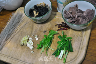 A Good Nourishing Product for Winter---wild Mushroom and Donkey Mixed Soup recipe