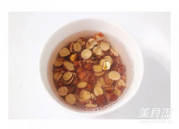 Osmanthus Tremella and Lotus Seed Paste recipe