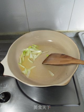 Stir-fried Cabbage Heart with Dried Tofu recipe