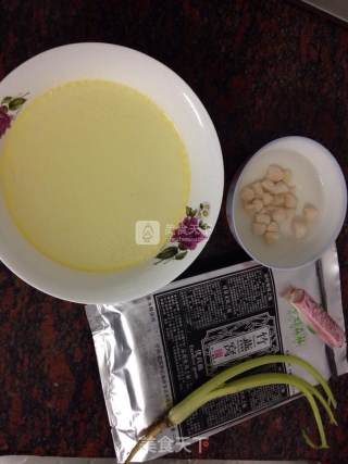 Bamboo Bird's Nest and Scallop Soup recipe
