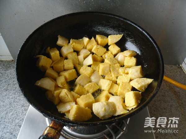 Fried Steamed Buns recipe