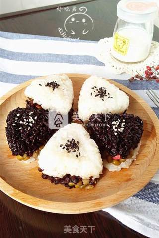 Nut Two-color Glutinous Rice Cake recipe