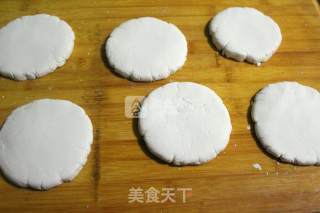 Sesame Glutinous Rice Cake recipe