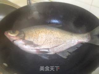 Braised Bream in Soy Sauce recipe