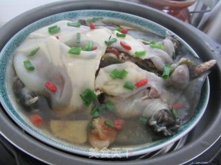 Steamed Turtle with Dates and Longan-----soothe The Nerves, Nourish The Heart and Nourish The Spleen recipe