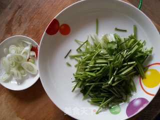 Stir-fried Lamb with Coriander Sticks recipe