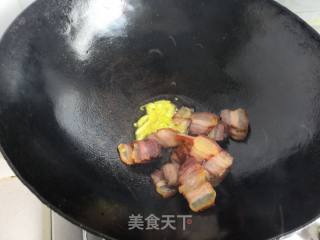 Stir-fried Bacon with Leek recipe