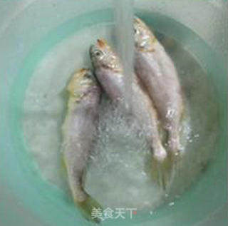 Sweet and Sour Yellow Croaker recipe