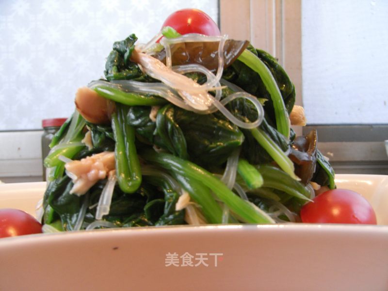 [home-cooked Dishes Suitable for Summer] Ginger Shredded Chicken and Spinach recipe