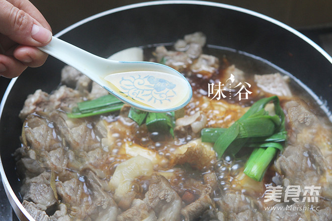 Beef Brisket Noodles in Clear Soup recipe