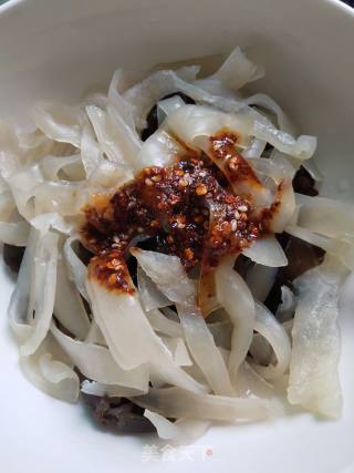 Vermicelli Mixed with Fungus recipe