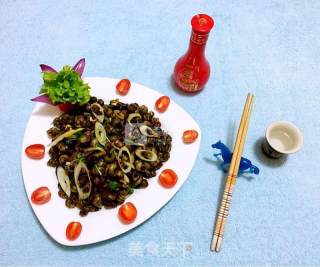 Stir-fried Escargot with Garlic Chili Sauce recipe