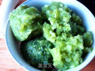 Home-cooked Food is Simple to Make-celery Pork Buns recipe