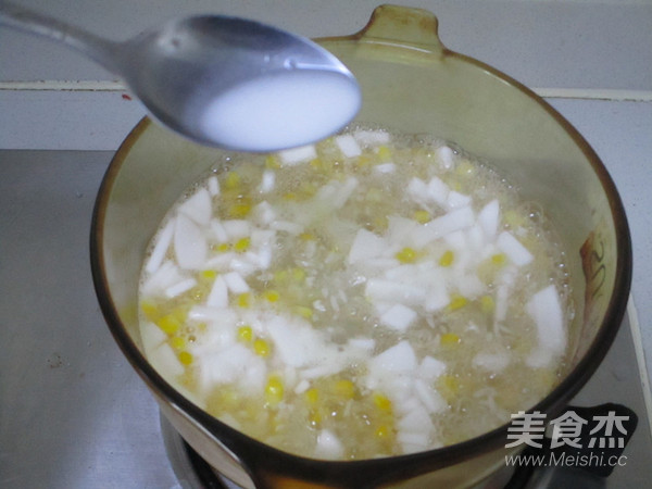 Corn Distilled Rice Cake Soup recipe